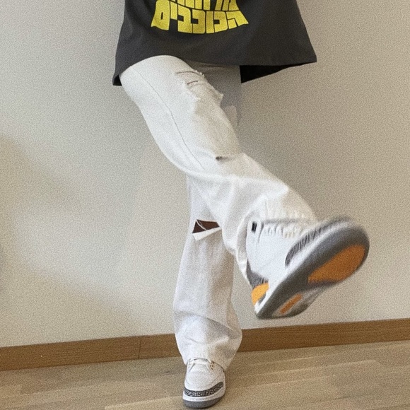 White High Waisted Distressed Wide Leg Jeans - Picture 3 of 4